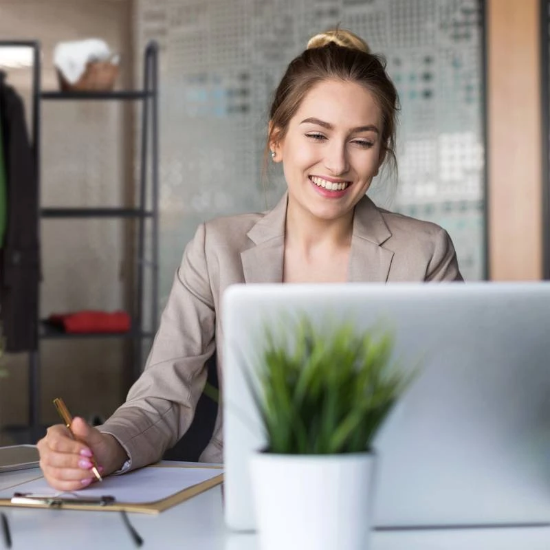 Portant à Vêtements 4 Portant à Vêtements – Image 2