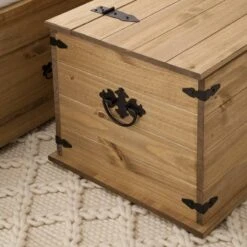 Coffre Finca Rustica -Promos Meubles Boutique 1000178021 200507 14113200003 DETAILS P000000001000178021