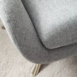 Fauteuil Barnard -Promos Meubles Boutique 1000200114 200731 06173300018 DETAILS P000000001000200114