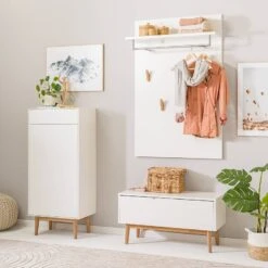 Porte-manteau Mural LINDHOLM à étagère -Promos Meubles Boutique 1000364014 230913 021 MOOD DETAILS P000000001000364014 mood