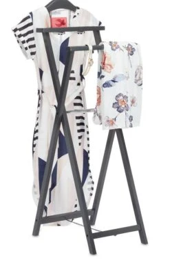 Valet De Chambre Blanc Pliable -Promos Meubles Boutique 22fbf4c7fcb54c798273fce3a94ec054.cropped 397 164 1483 2320.processed