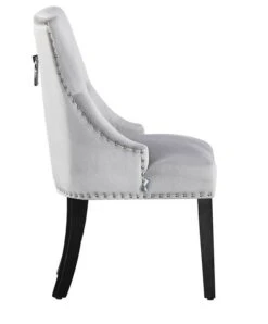 2 Chaises De Salle à Manger Windsor -Promos Meubles Boutique 893061941b6b4c67bfb1985225c5da87.cropped 437 329 1362 1641.processed