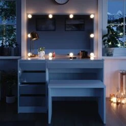 Coiffeuse Sherry Avec Miroir, Banc, LED -Promos Meubles Boutique bd18aafd37804b84a00b24d540c9f17c