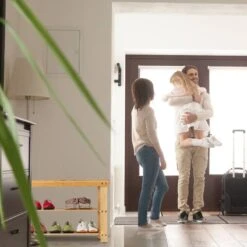 Etagère à Chaussures En Bambou Et Siège -Promos Meubles Boutique cc2f8d2de63e46d390b4d29e5a91a362