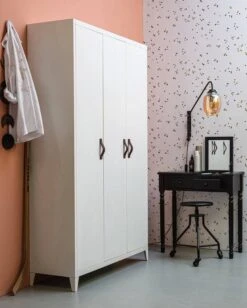 WOOOD Coiffeuse En Bois Noir 12 WOOOD Coiffeuse En Bois Noir -Promos Meubles Boutique d3f7a72c0e35472baa1ab6325b9b96db.cropped 852 3 1889 2358.processed