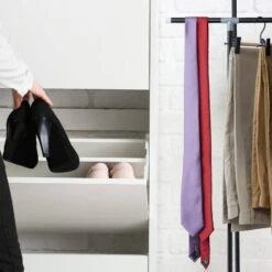 Portant à Vêtements Avec 2 Tringles -Promos Meubles Boutique e94a7de70f3e47cbb9a717e684059f03