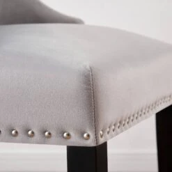 2 Chaises De Salle à Manger Windsor -Promos Meubles Boutique f29a1ec6ae1c4e19addfa1d6cdbd372d